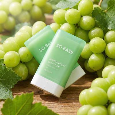 Shine Muscat Sun Stick SPF50+PA++++